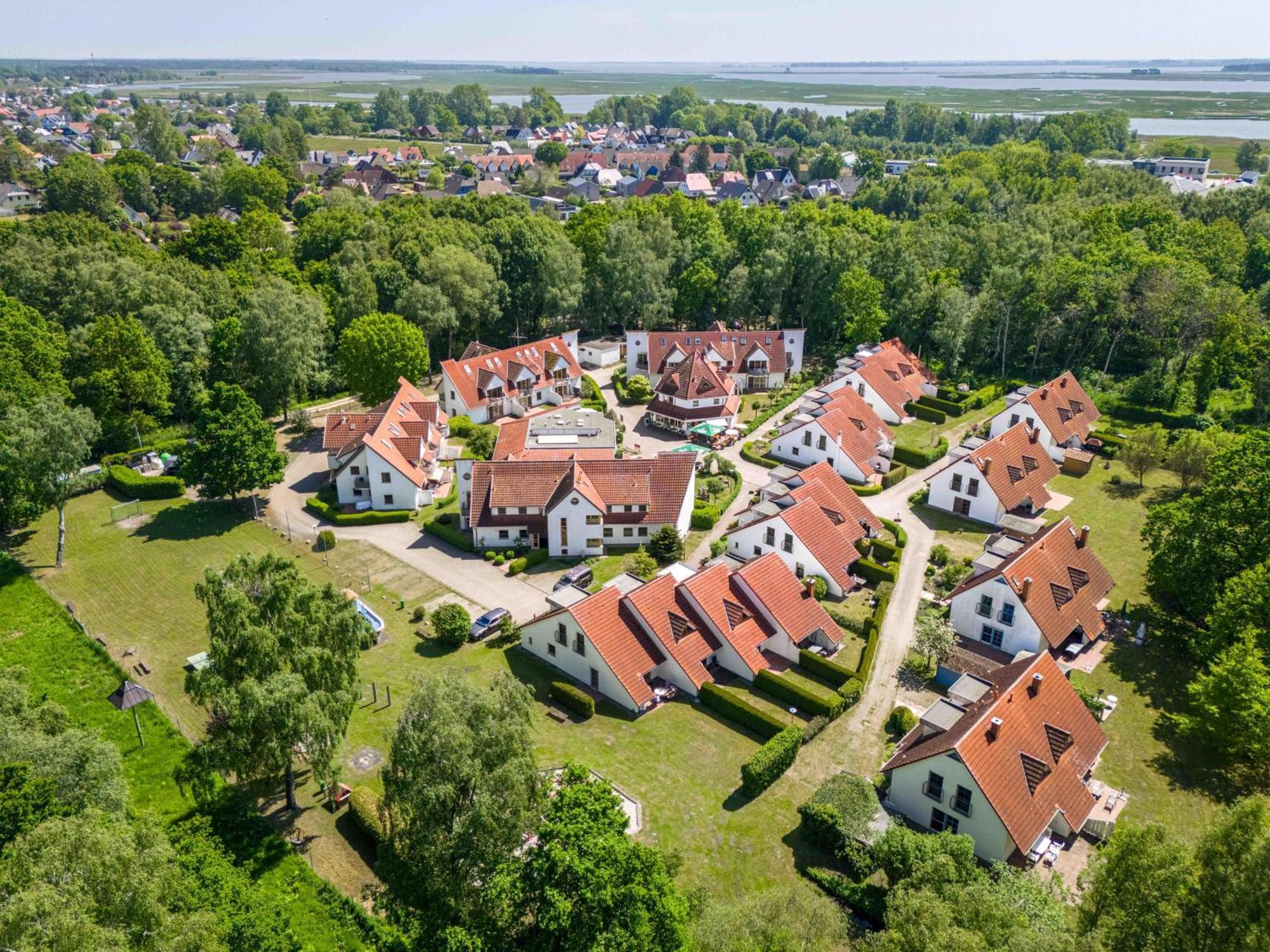 Ferienpark Freesenbruch Wohnung 4 4 - Seeschwalbe Zingst Ngoại thất bức ảnh