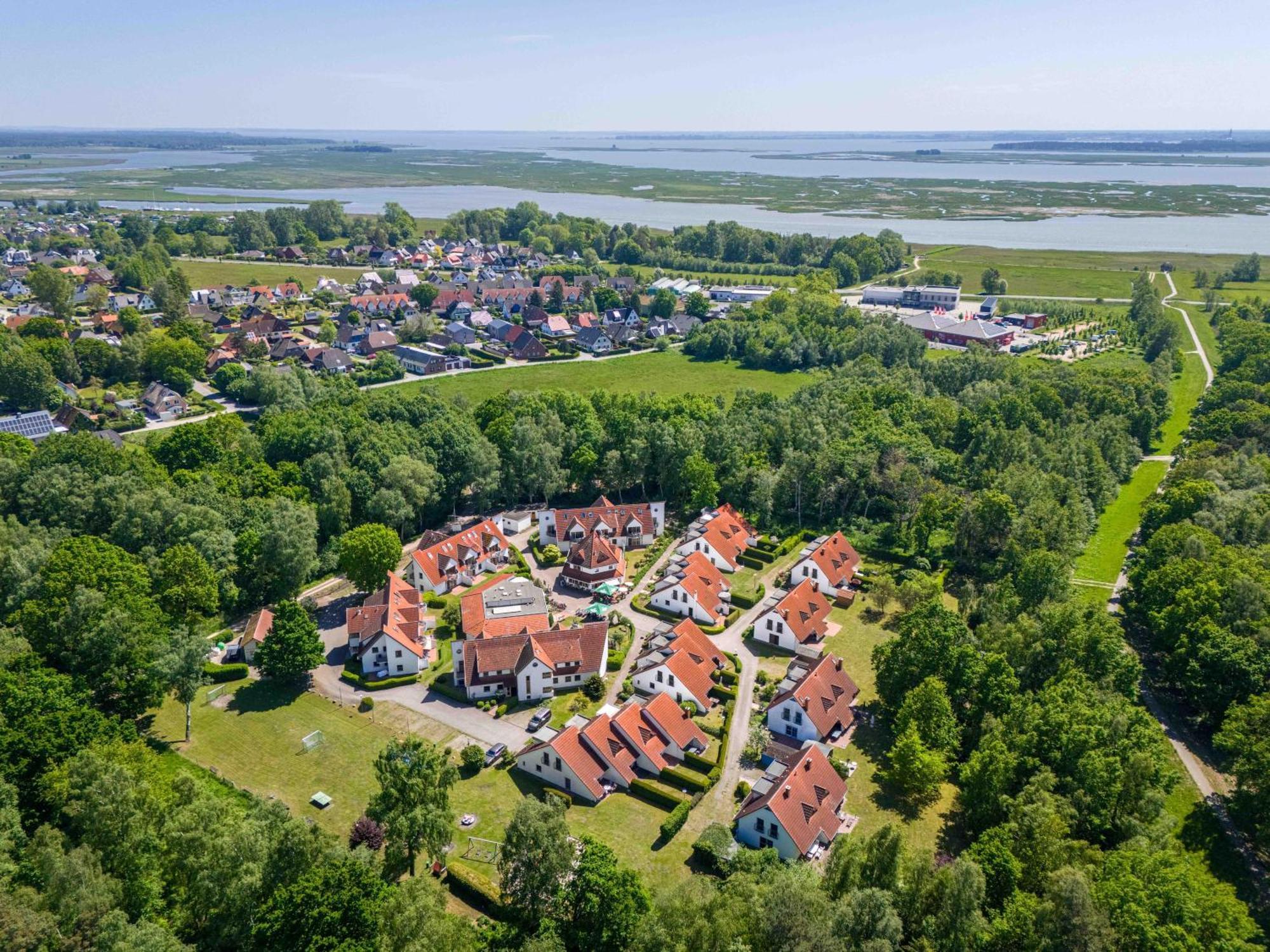 Ferienpark Freesenbruch Wohnung 4 4 - Seeschwalbe Zingst Ngoại thất bức ảnh