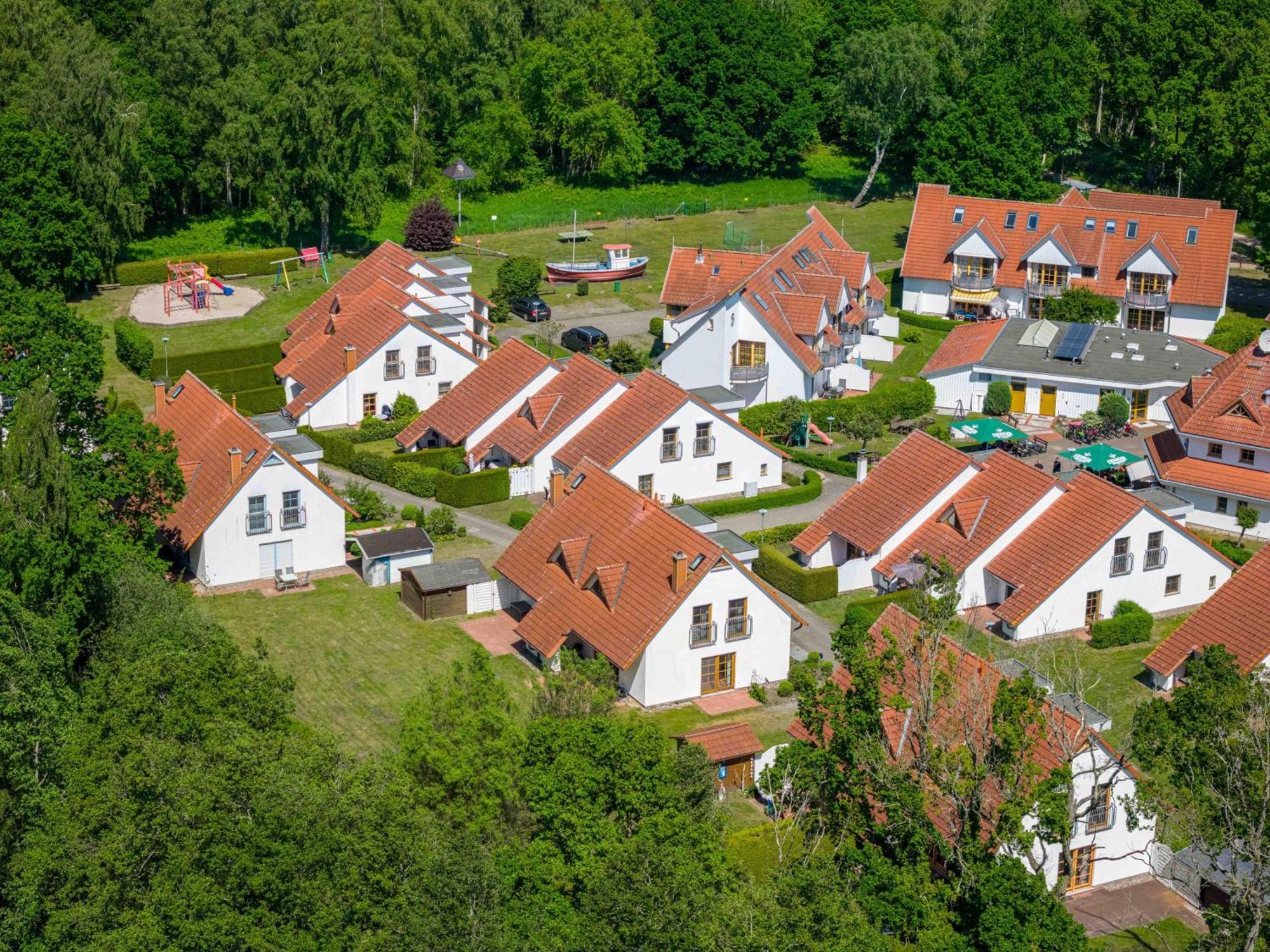 Ferienpark Freesenbruch Wohnung 4 4 - Seeschwalbe Zingst Ngoại thất bức ảnh