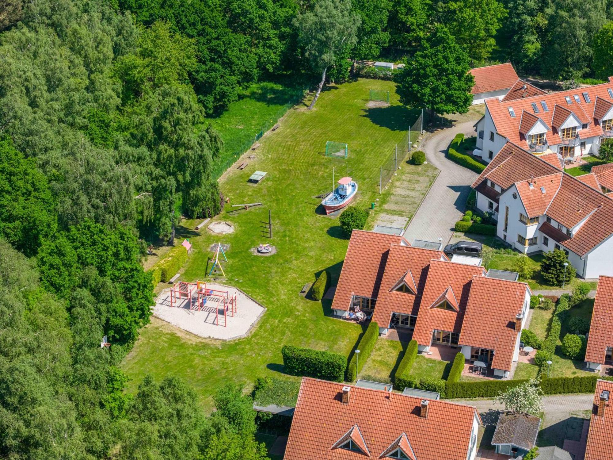 Ferienpark Freesenbruch Wohnung 4 4 - Seeschwalbe Zingst Ngoại thất bức ảnh